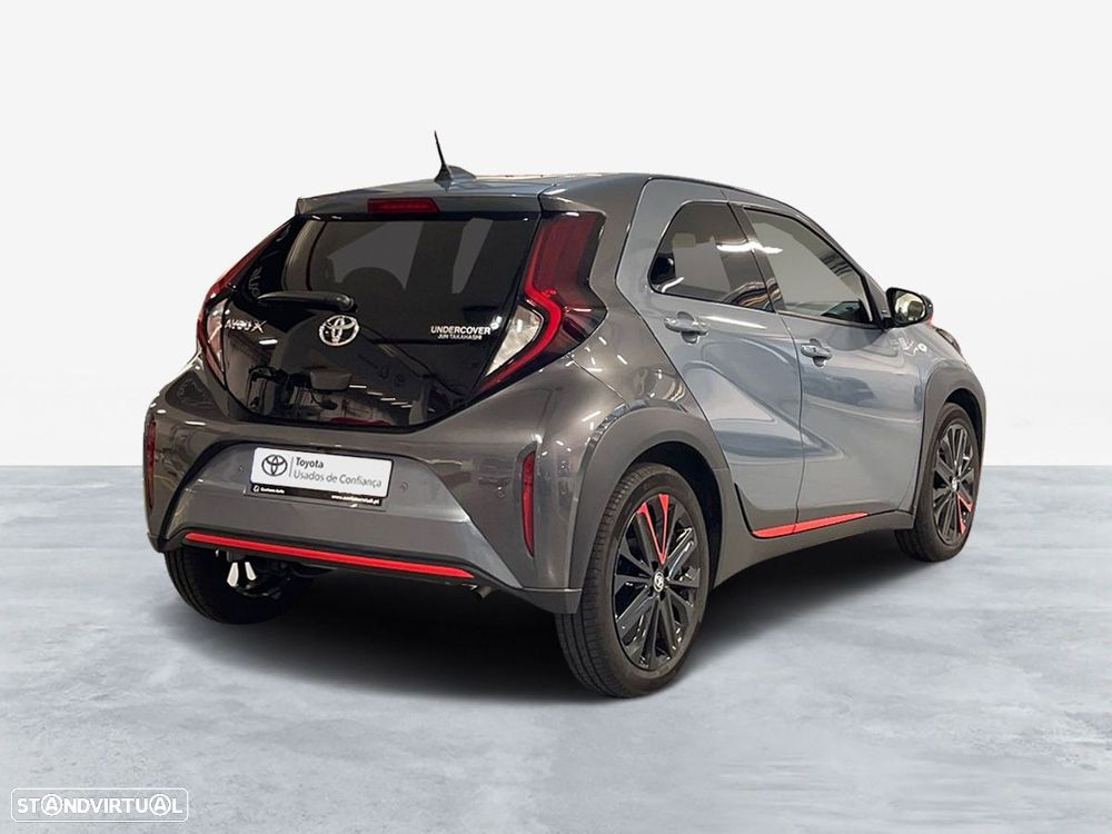 Toyota Aygo X 1.0 Undercover - 4
