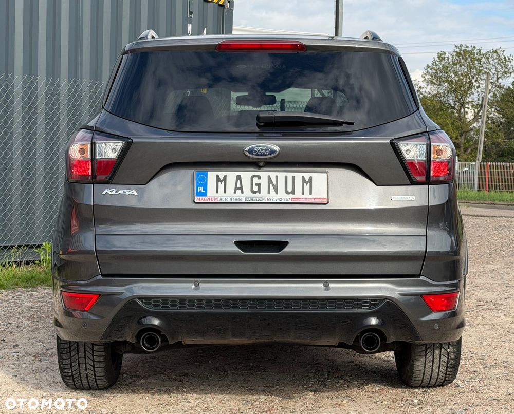 Ford Kuga 1.5 EcoBoost 2x4 ST-Line - 39