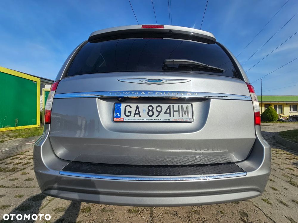 Chrysler Town & Country 3.6 Touring - 16