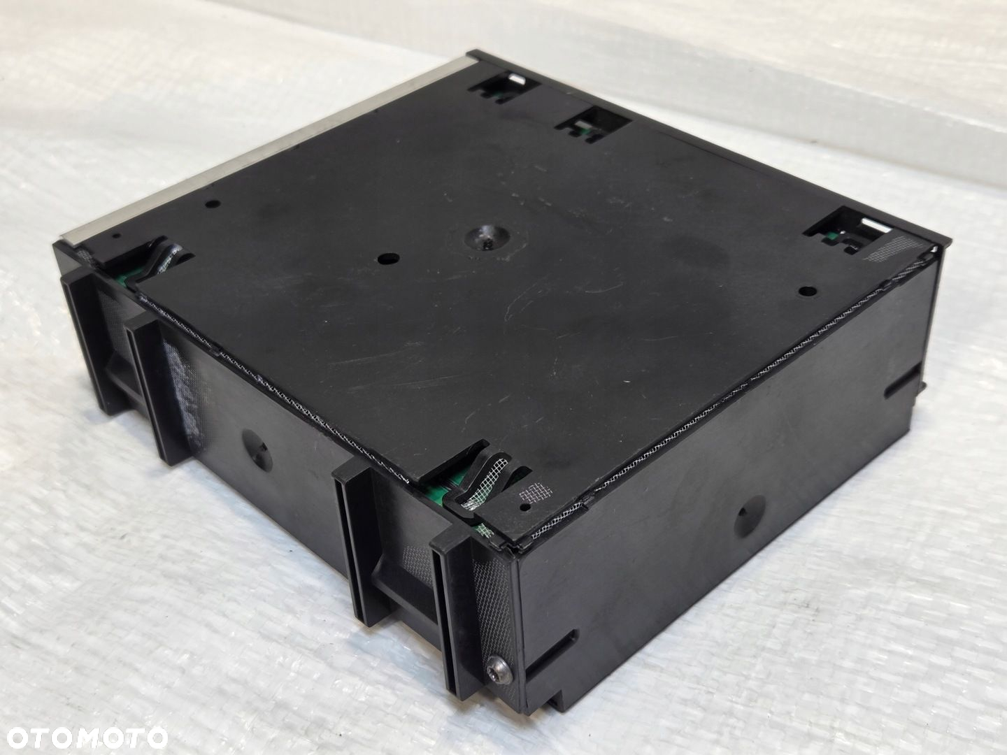 MODUŁ STEROWNIK RADIA NAWIGACJI SILVERBOX OPEL ASTRA K V 39084504 - 7