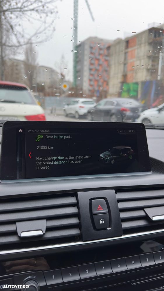 BMW Seria 1 120d Aut. Sport Line - 29