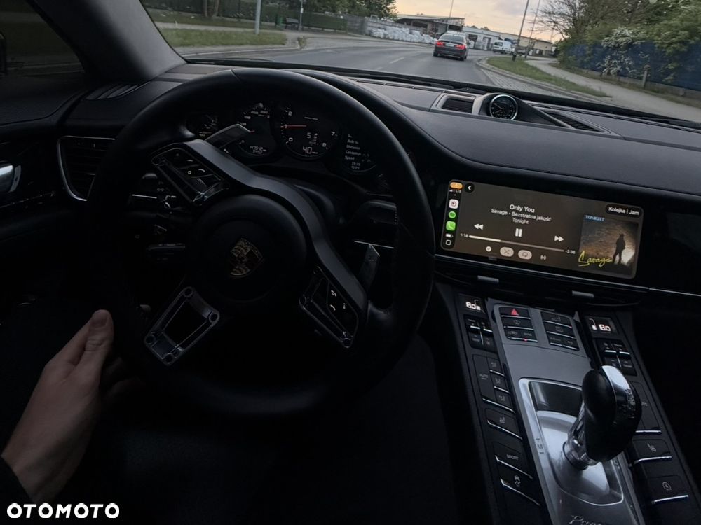 Porsche Panamera PDK - 9