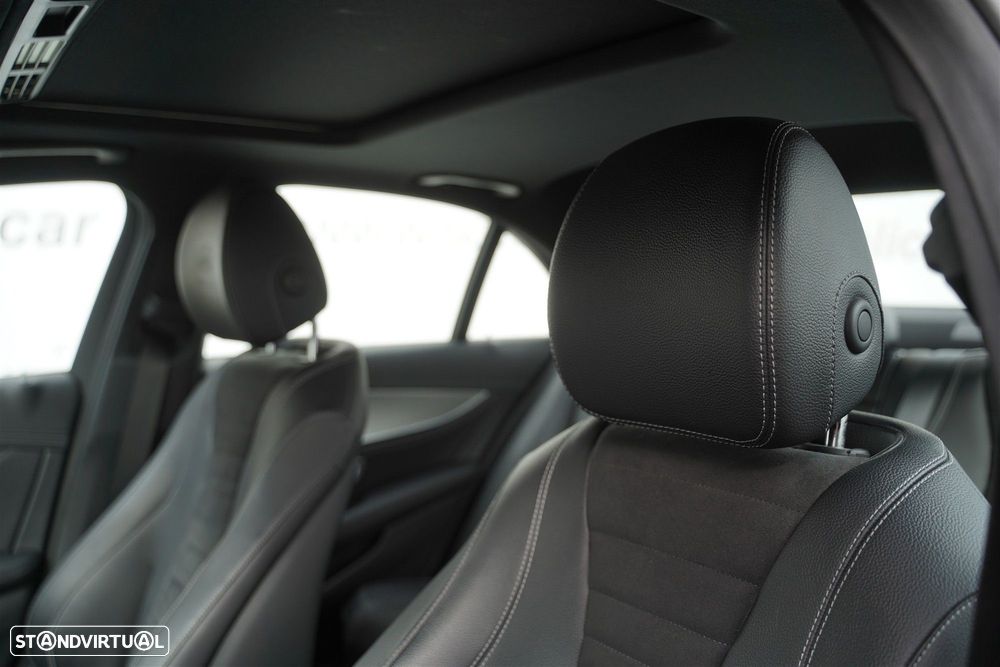 Mercedes-Benz E 220 d AMG Line - 30