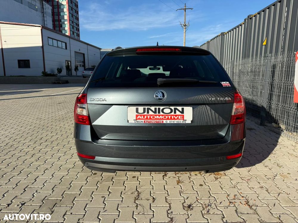 Skoda Octavia - 4