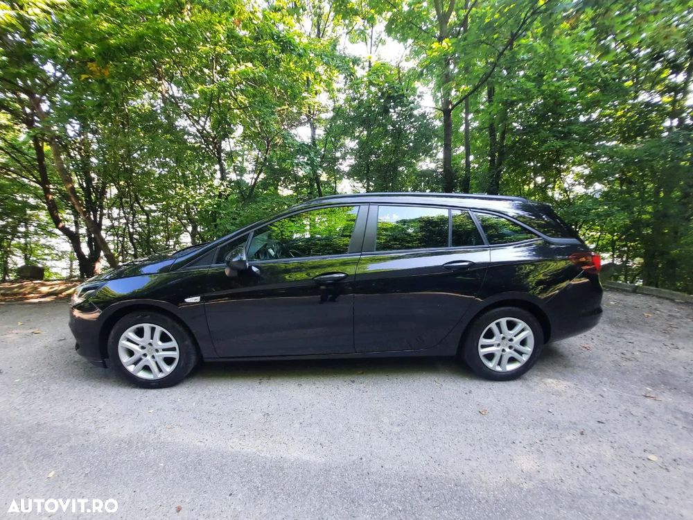 Opel Astra 1.5 D Start/Stop Sports Tourer Business Edition - 2