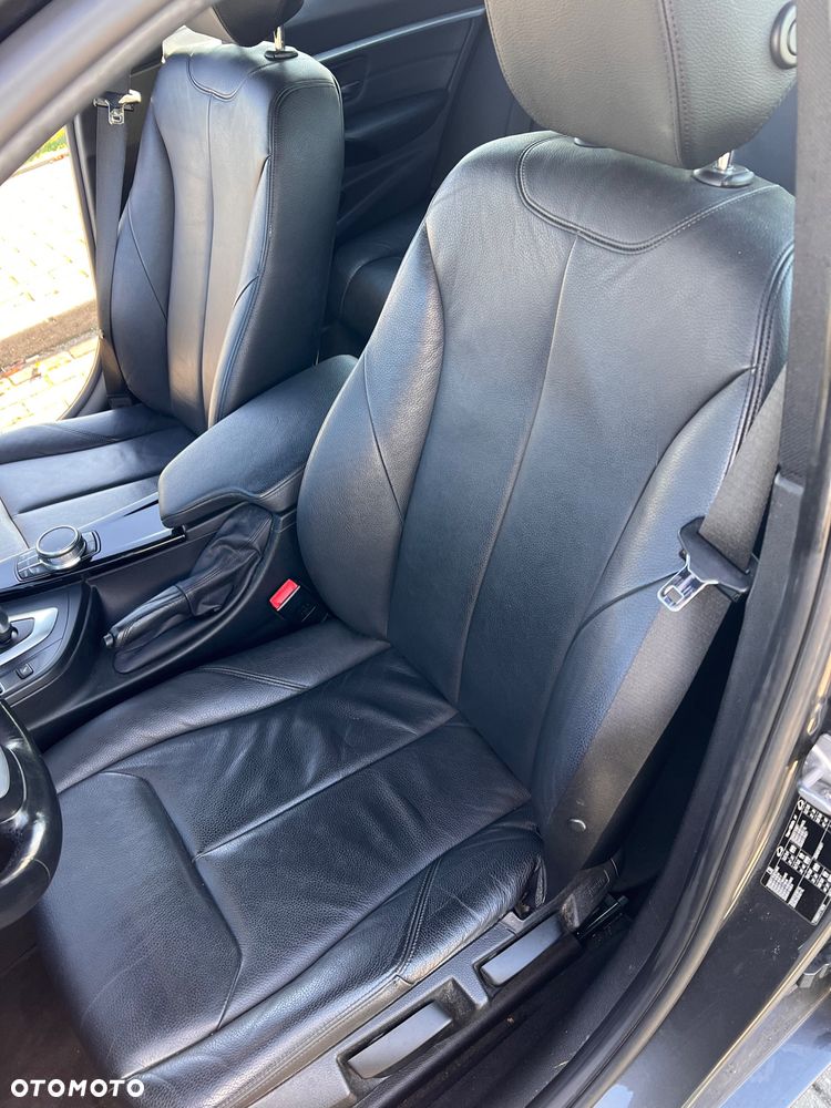 BMW Seria 3 320i Luxury Line Purity - 14