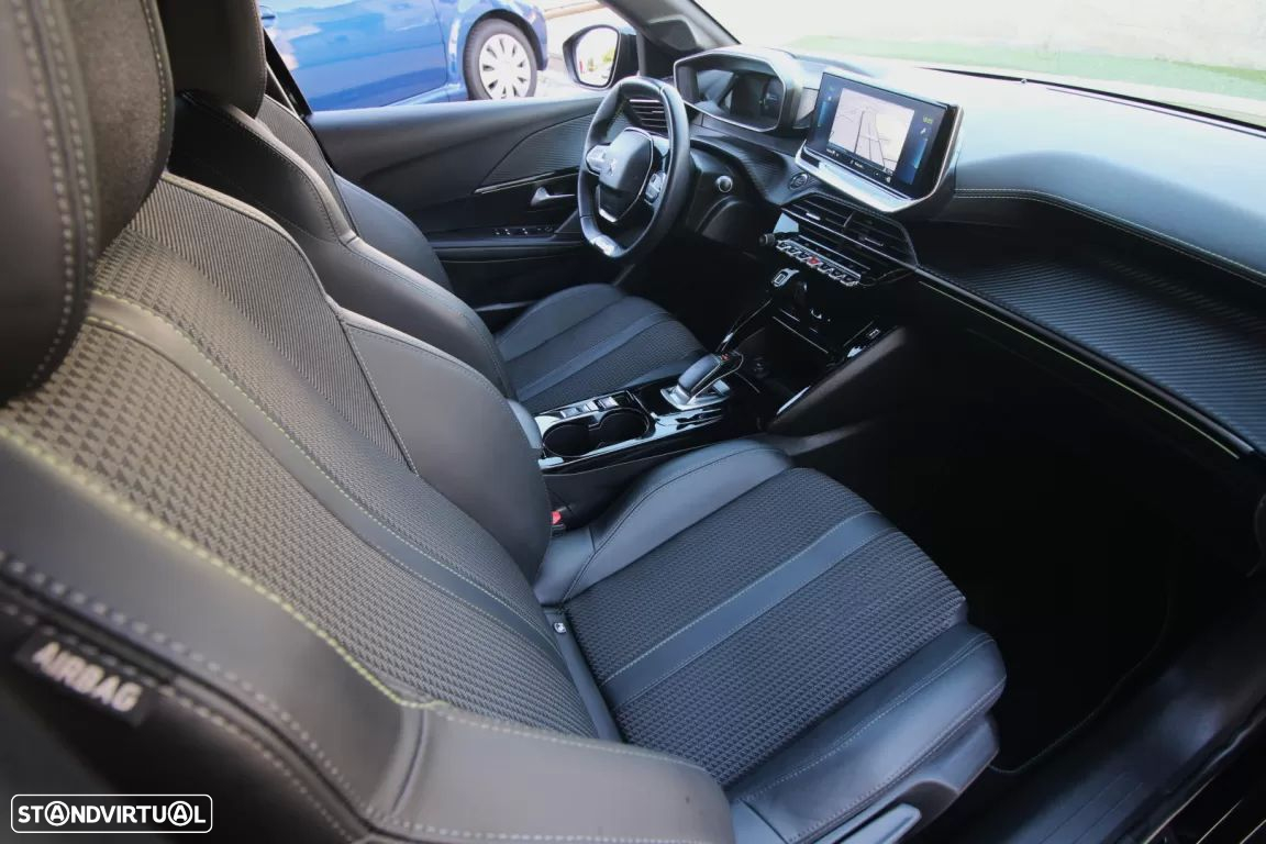Peugeot e-208 50 kWh GT Line - 23