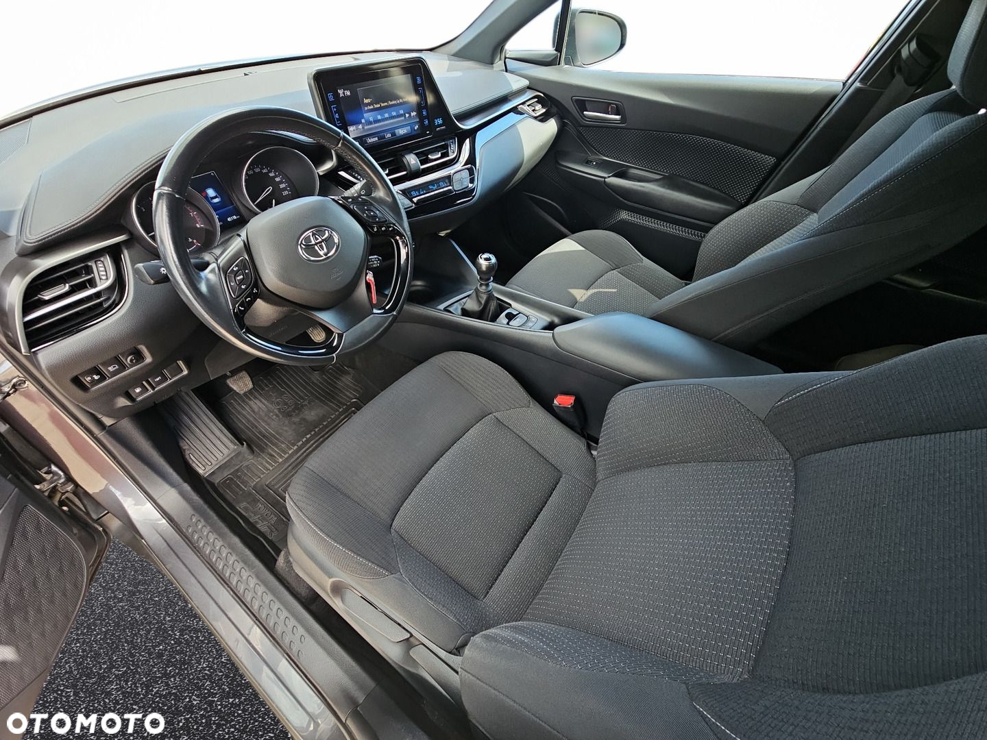 Toyota C-HR 1.2 T GPF Premium - 9
