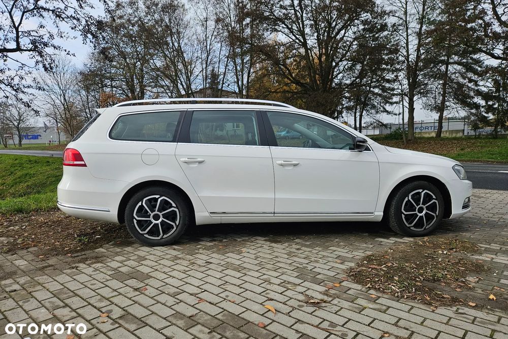 Volkswagen Passat 2.0 TDI BlueMotion Technology Comfortline - 4