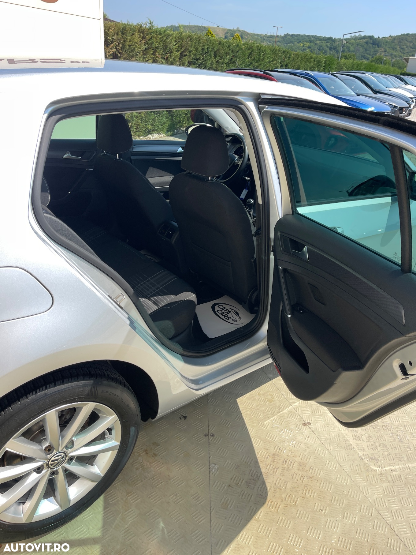 Volkswagen Golf 1.2 TSI BlueMotion Technology Lounge - 23