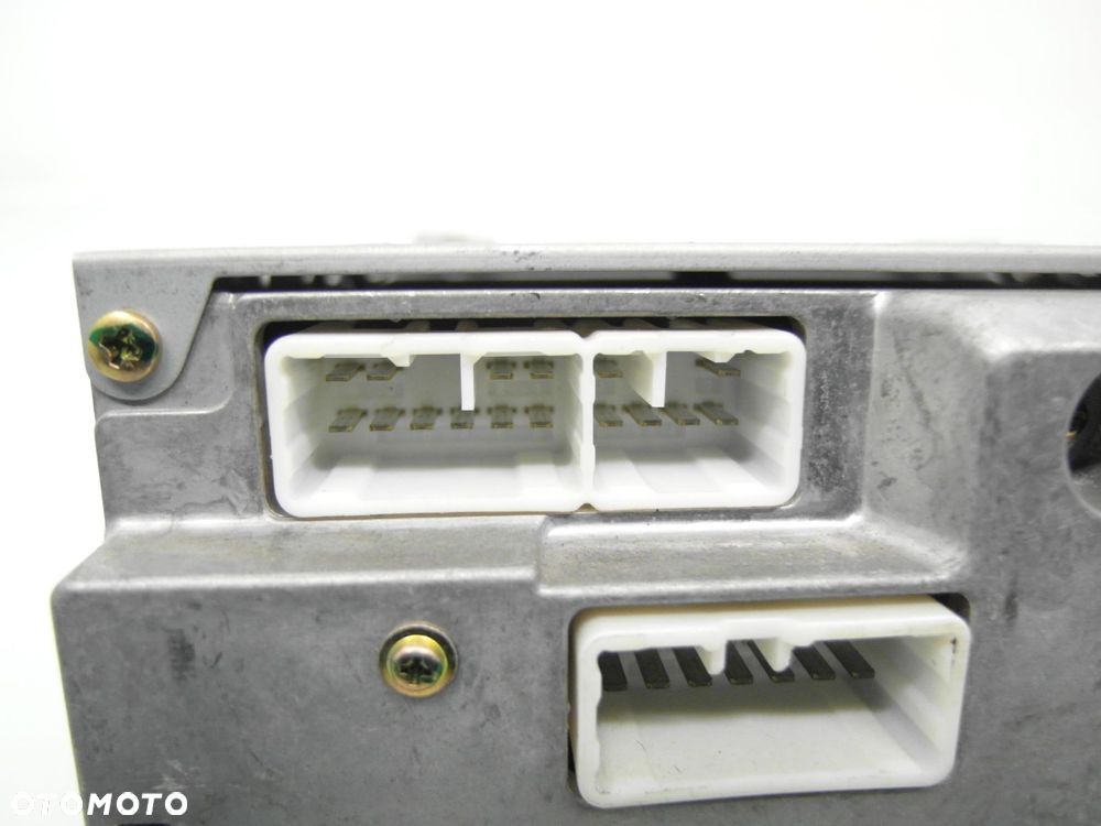 RADIO TOYOTA COROLLA E12 861201A180 - 5
