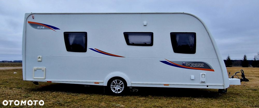 Elddis Xplore 574 - 2