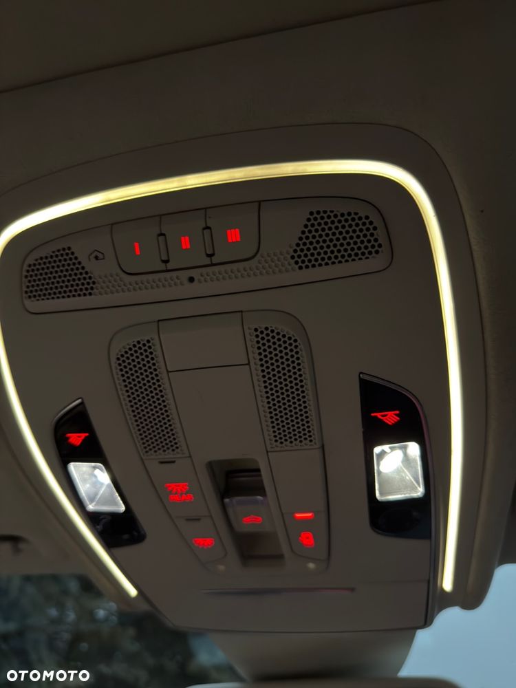 Audi A8 4.2 TDI Quattro - 9