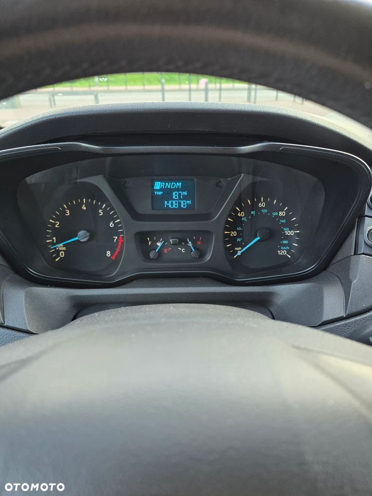 Ford Transit - 10