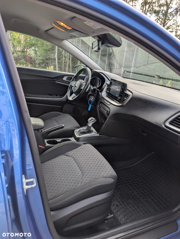 Kia Ceed 1.4 T-GDI L Business Line DCT - 9