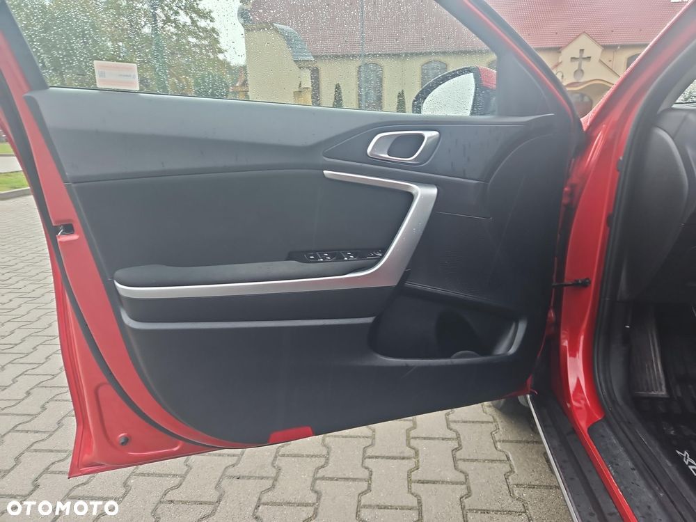 Kia XCeed 1.5 T-GDI M - 10