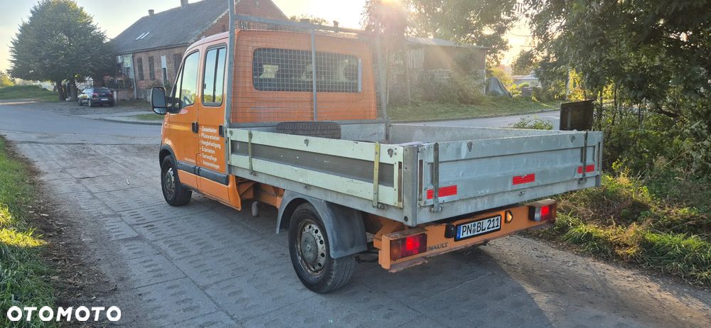 Renault Master 2006 photo 2