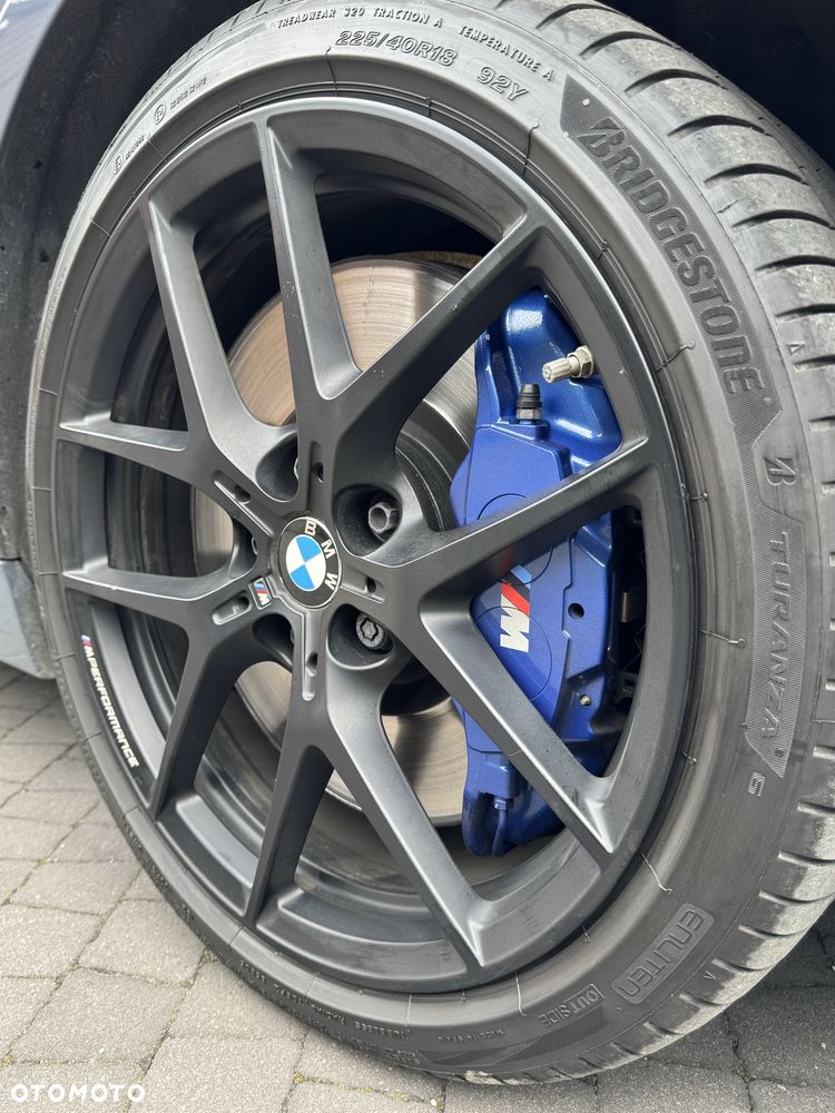 BMW 1M - 8
