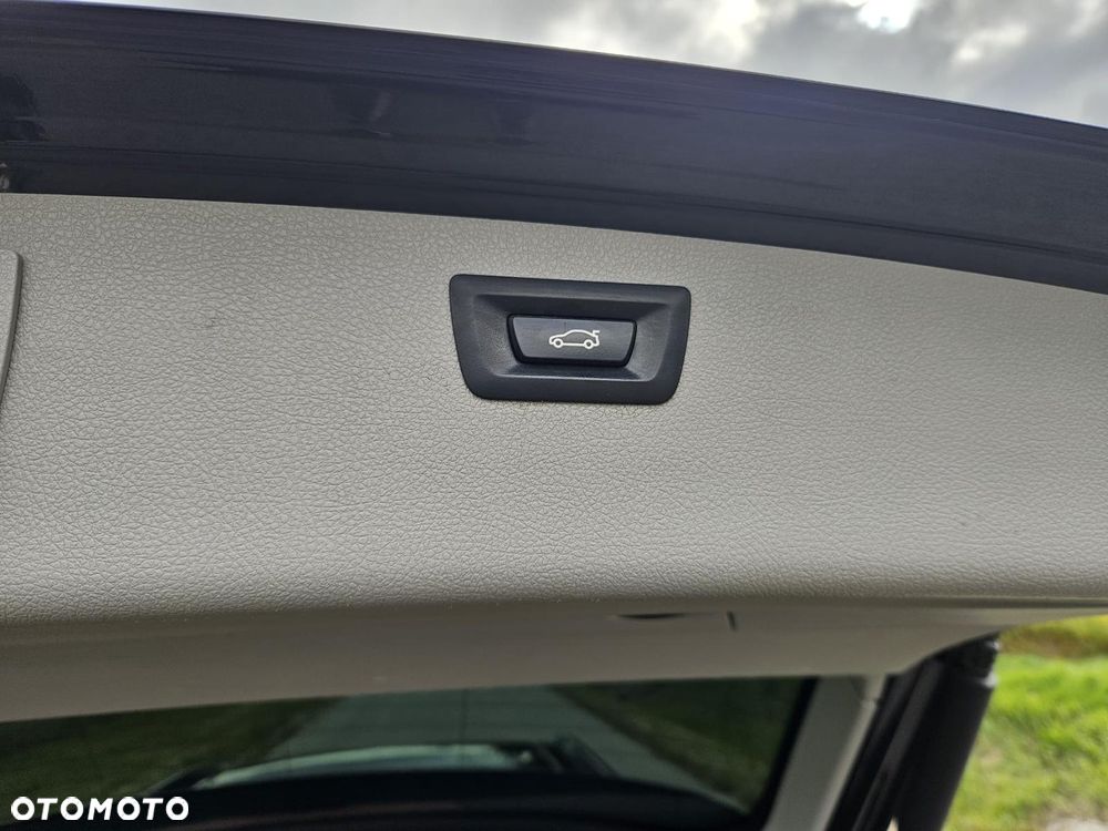 BMW Seria 3 - 32