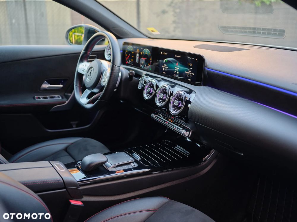 Mercedes-Benz Klasa A 220 d Progressive 8G-DCT - 17