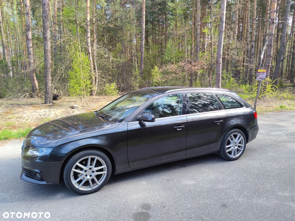 Audi A4 Avant 2.0 TDI DPF Ambiente - 4