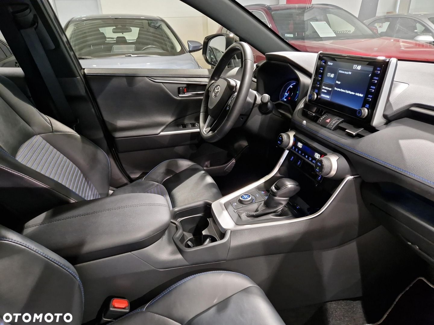 Toyota RAV4 - 9