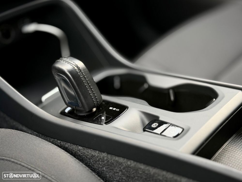 Volvo XC 40 1.5 T5 PHEV R-Design Expression - 18