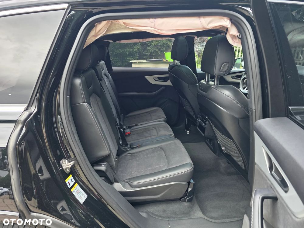 Audi Q7 50 TDI mHEV Quattro S Line Tiptr - 26