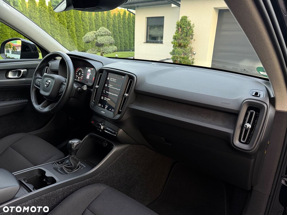 Volvo XC 40 D3 SCR Momentum - 32