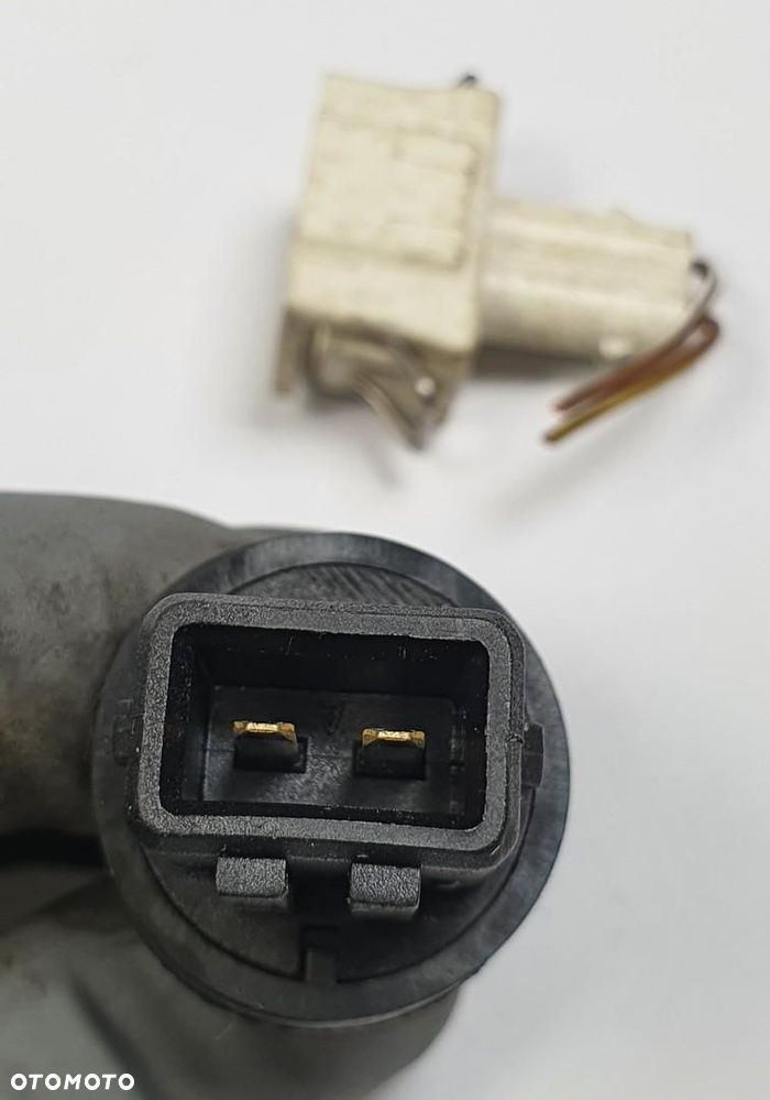 CZUJNIK TEMPERATURY WEWNĘTRZNEJ AUDI A4 B5 4A0820539 - 2