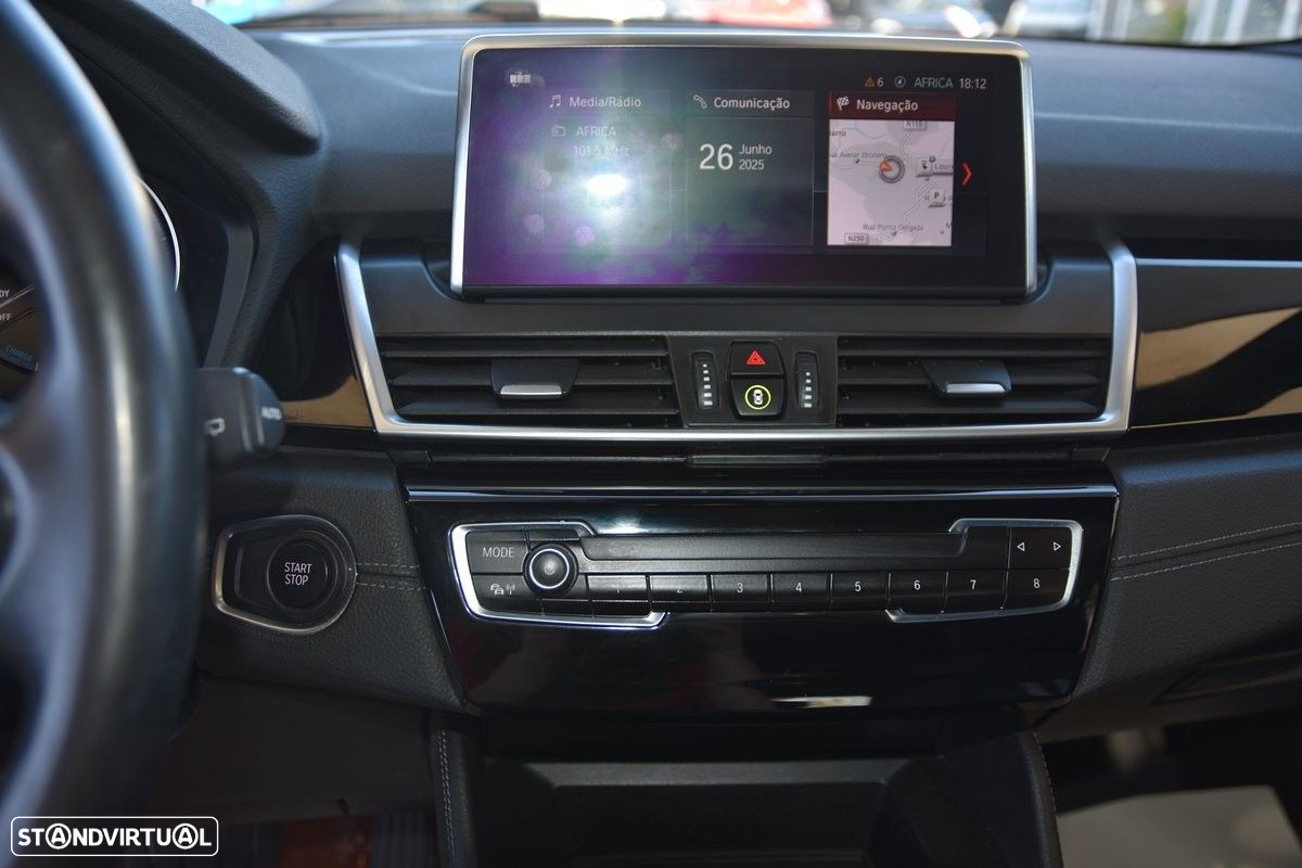 BMW 225xe Active Tourer Pack M - 10
