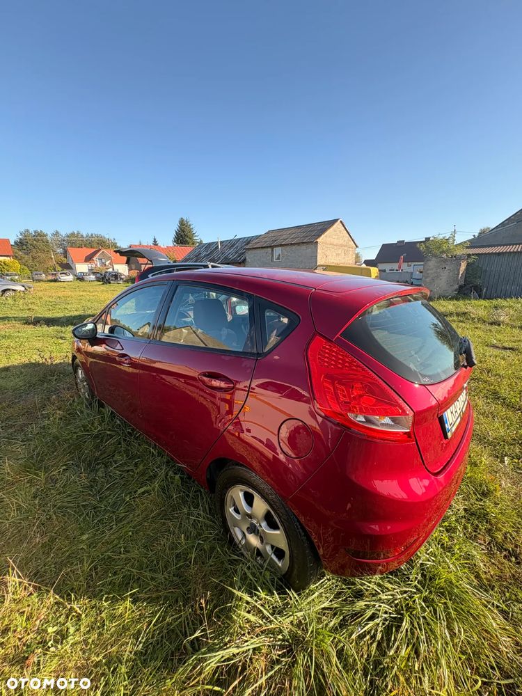 Ford Fiesta 1.6 TDCi Trend - 16