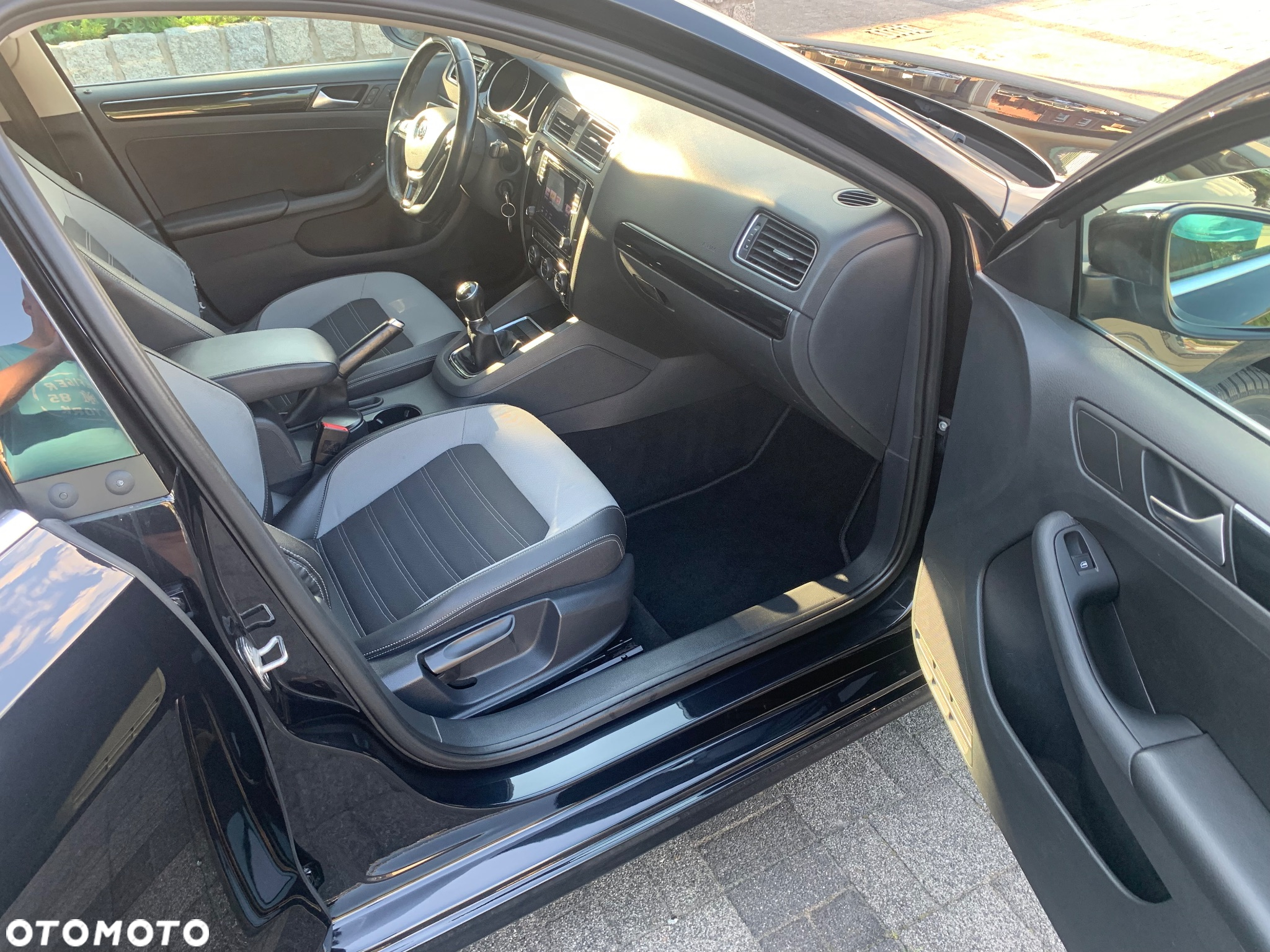 Volkswagen Jetta 1.4 TSI BMT Highline - 12