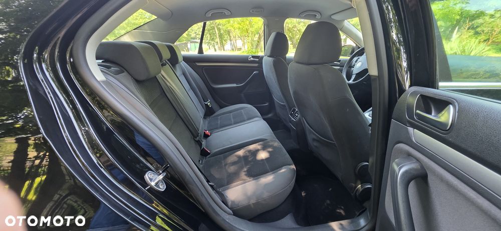 Volkswagen Jetta 2.0 TDI DPF Sportline DSG - 14