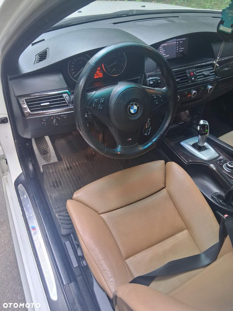 BMW Seria 5 535i xDrive - 4