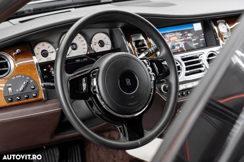 Rolls-Royce Ghost - 30