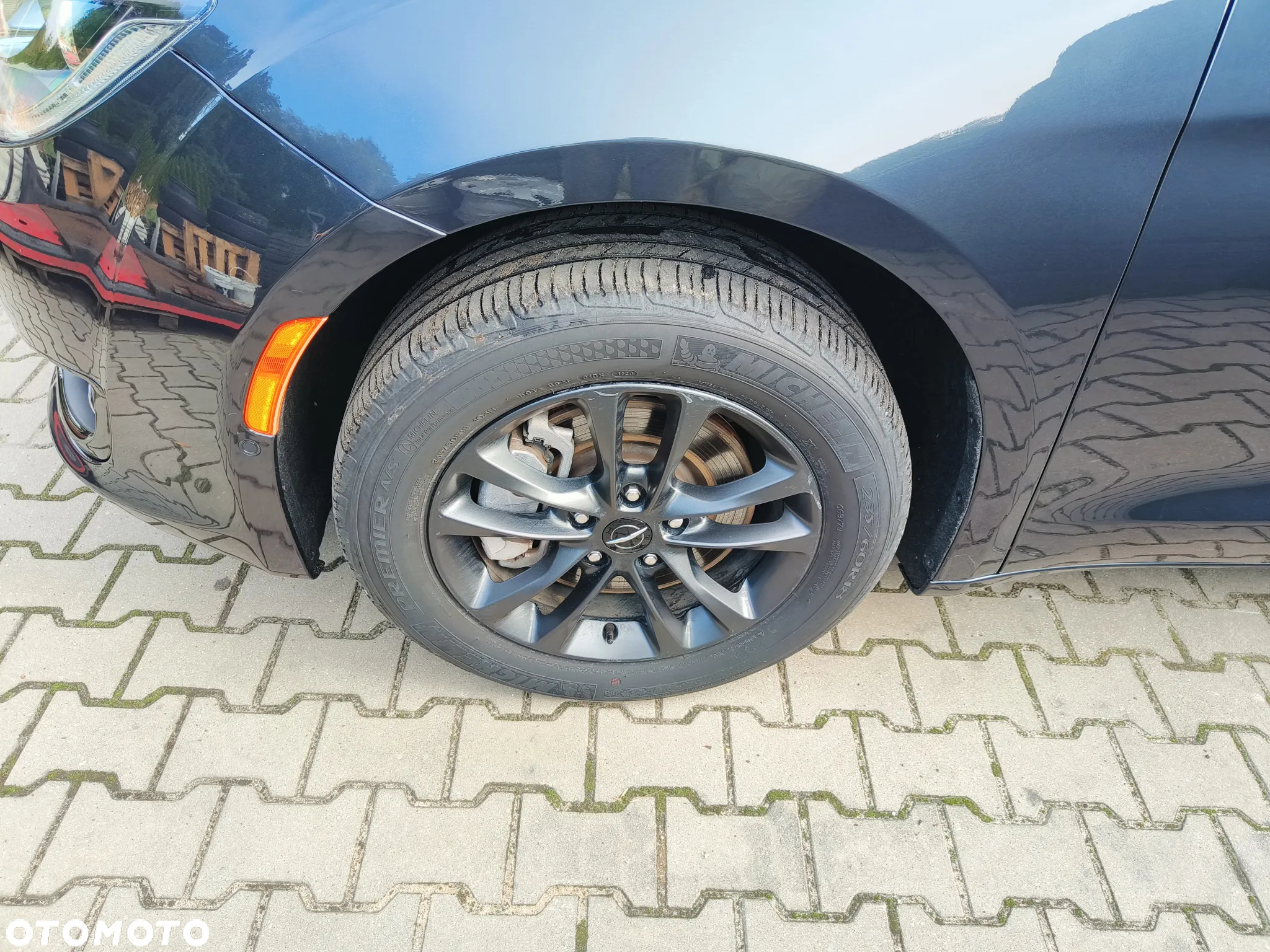 Chrysler Pacifica - 14