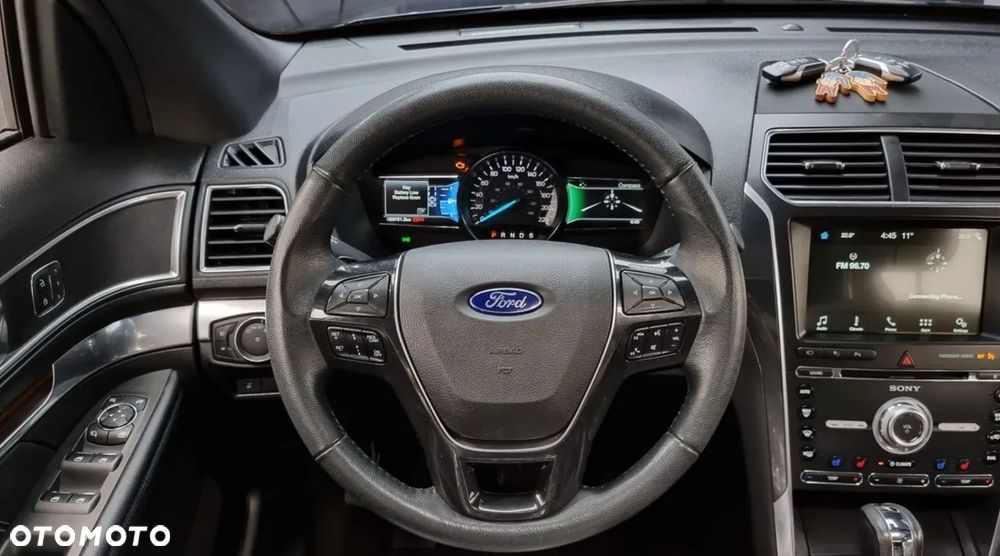Ford Explorer - 15