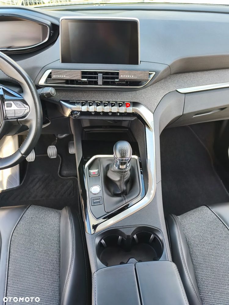 Peugeot 3008 BlueHDi 120 Stop & Start Allure - 25