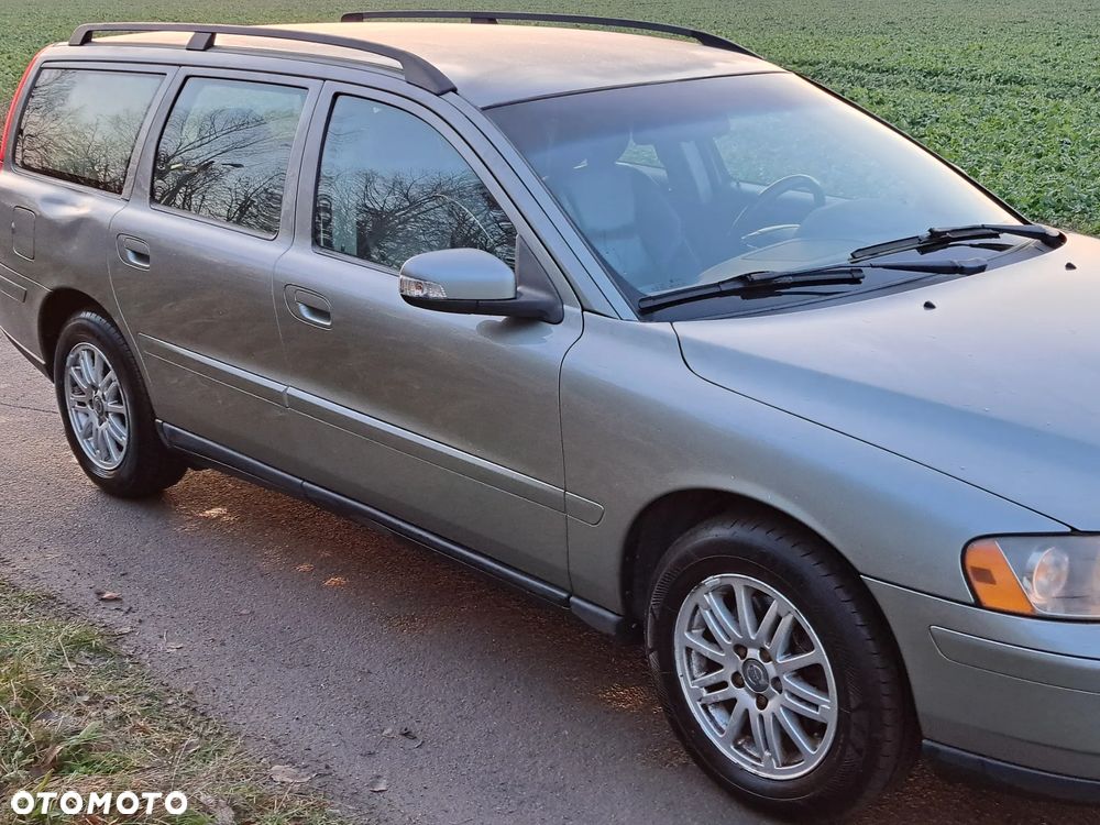 Volvo V70 2.4 Kinetic - 13