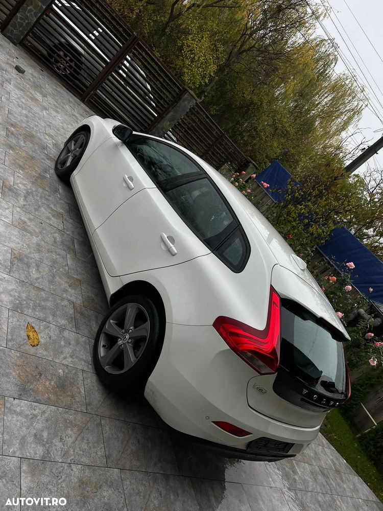 Volvo V40 Cross Country D2 Kinetic - 3