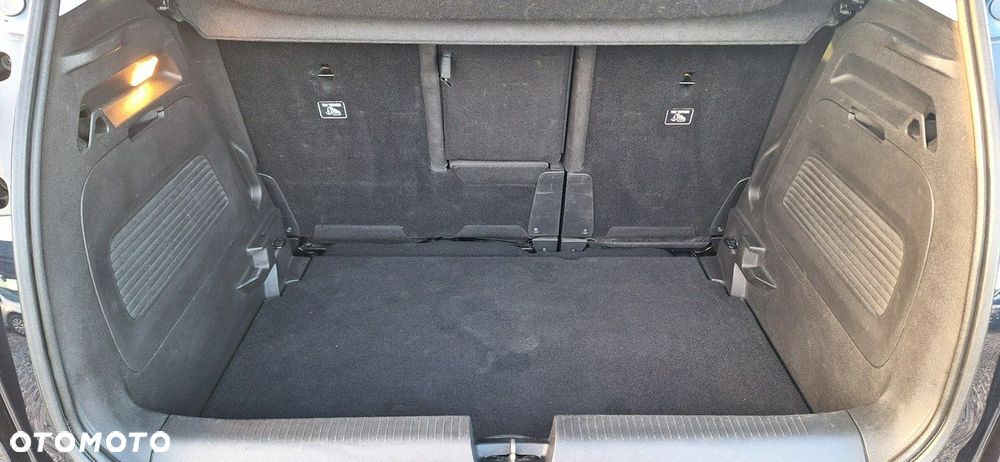 Opel Crossland X - 19