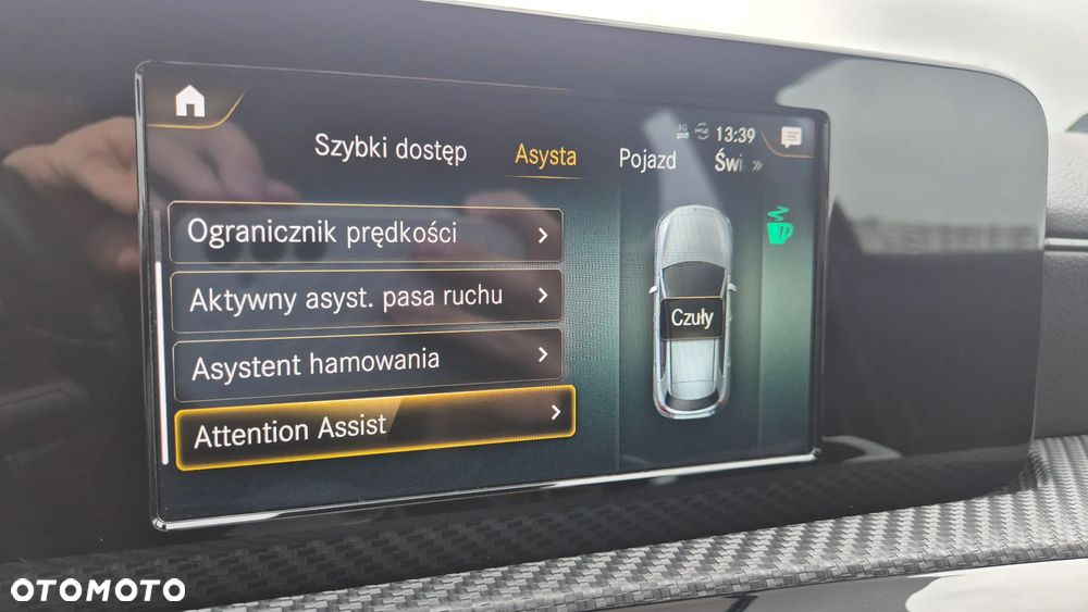 Mercedes-Benz Klasa A 180 Style 7G-DCT - 31