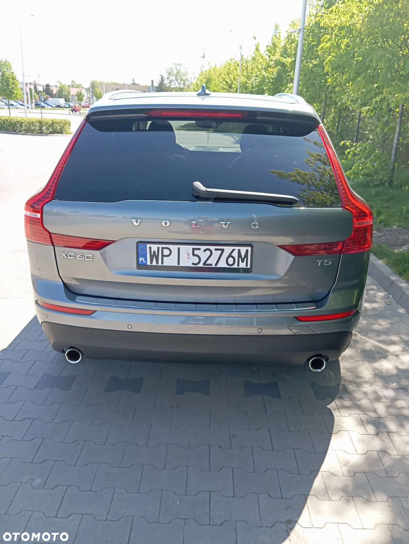 Volvo XC 60 T5 Momentum - 8