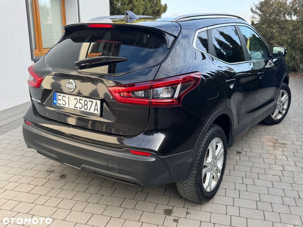 Nissan Qashqai 1.3 DIG-T N-WAY - 2