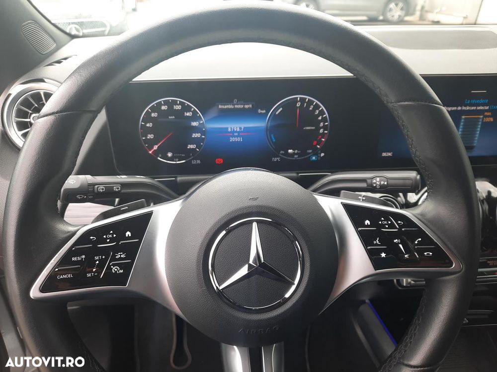 Mercedes-Benz GLA 250 e - 12