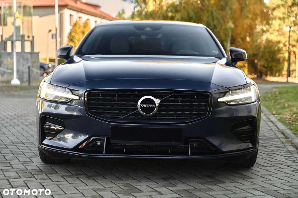 Volvo S60 B4 B R-Design - 11