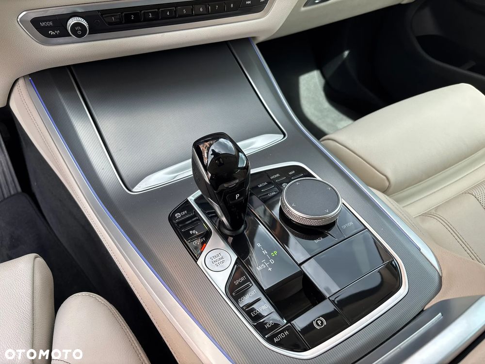 BMW X5 xDrive25d - 14
