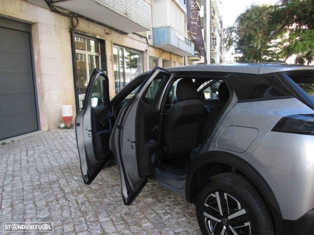 Peugeot 2008 1.2 PureTech Active - 11