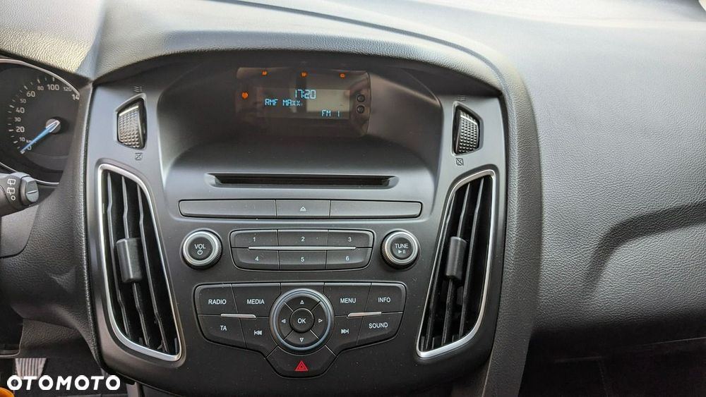 Ford Focus - 27